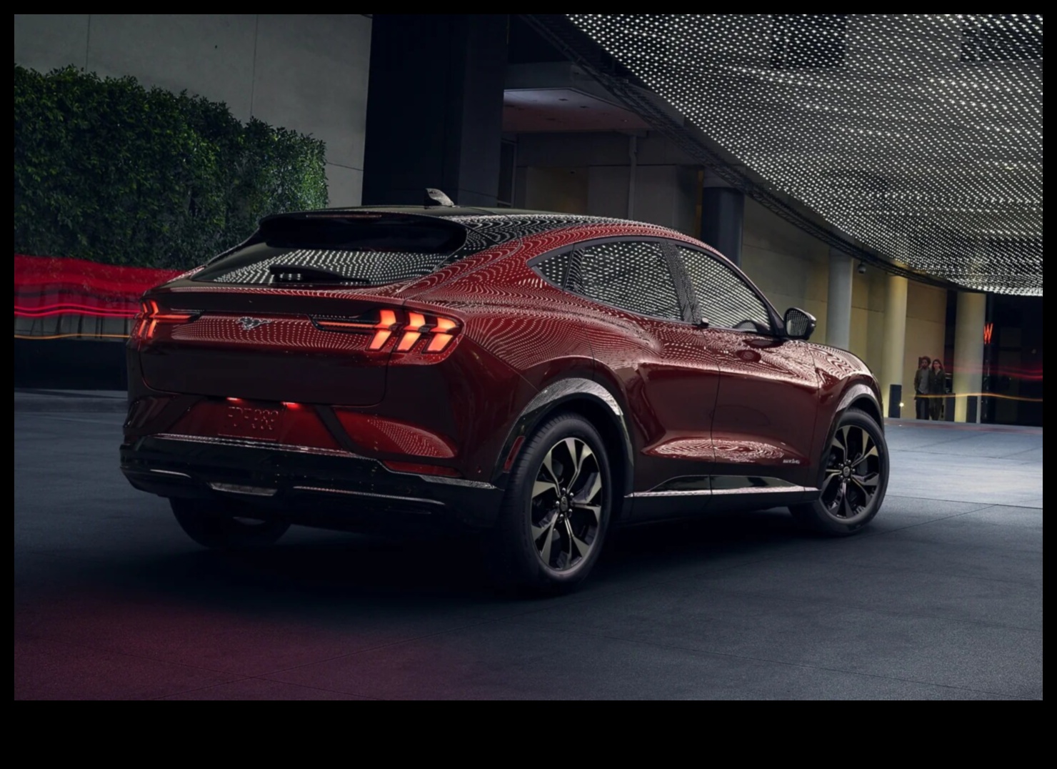 מעבר לטחינה: סיפורים אישיים של הרפתקאות בהיברידיות ידידותיות לסביבה