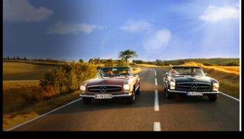 רכיבה על הקלאסיקה: הפיתוי הנצחי של מכוניות יוקרה וינטג'